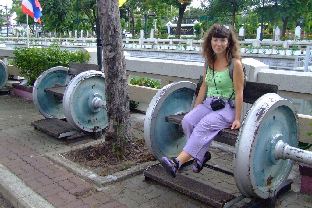 Ездли мы по Таиланду и в поездах