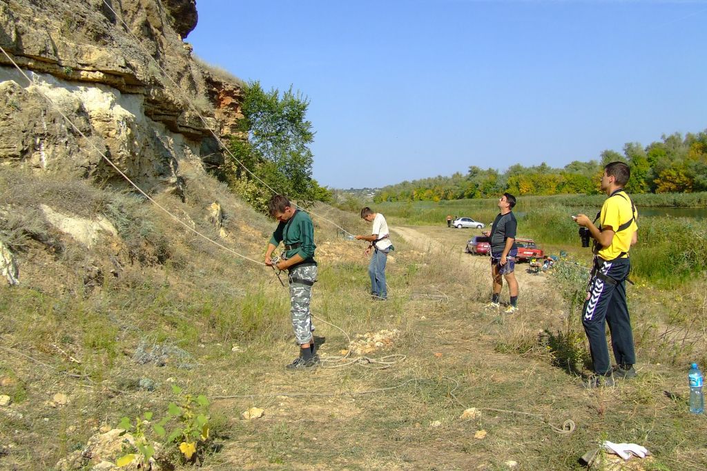 Любители скального лазанья