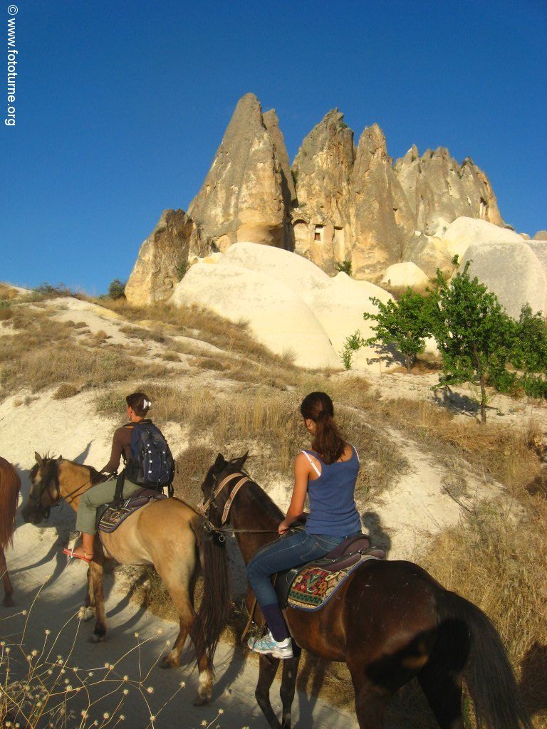 Каппадокия в переводе - Долина прекрасных лошадей