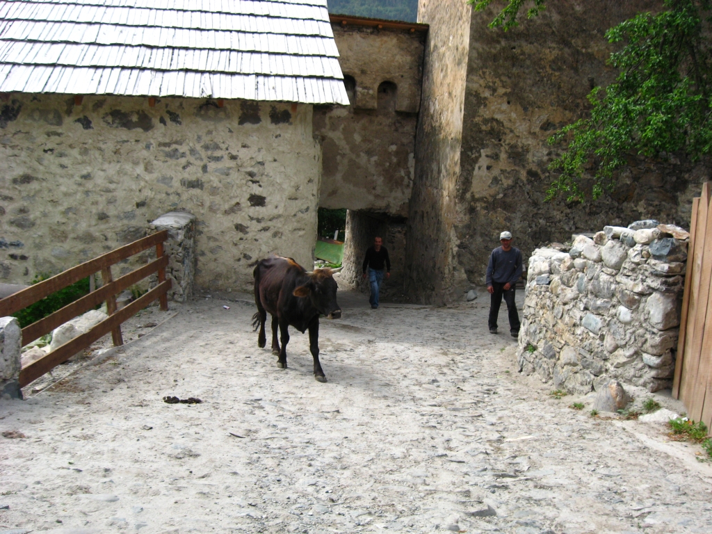 Крутая улица Сванетии