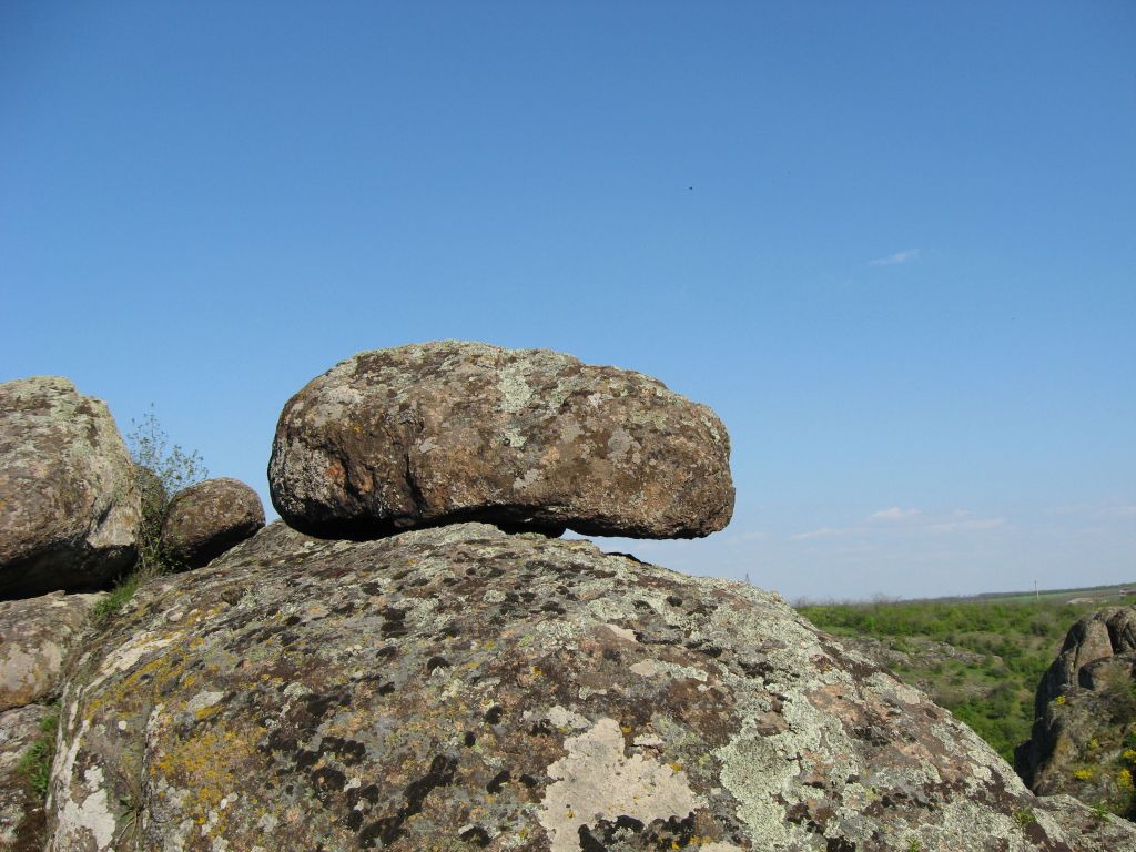 Верхний камень