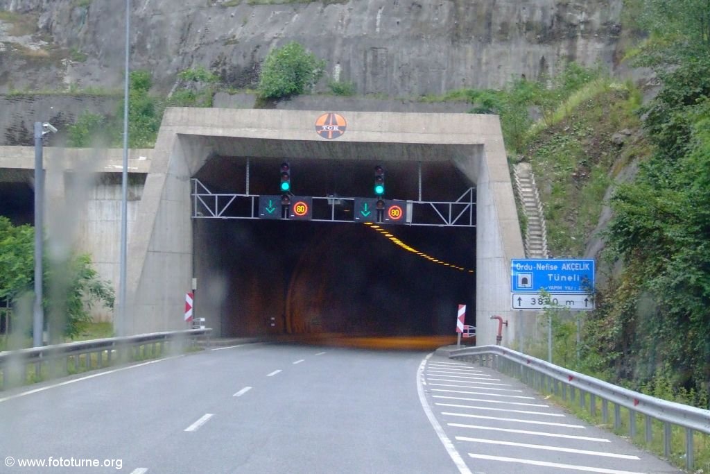 Въезд в туннель