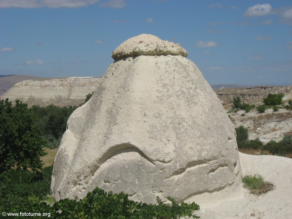 Природе было мало построить башенку