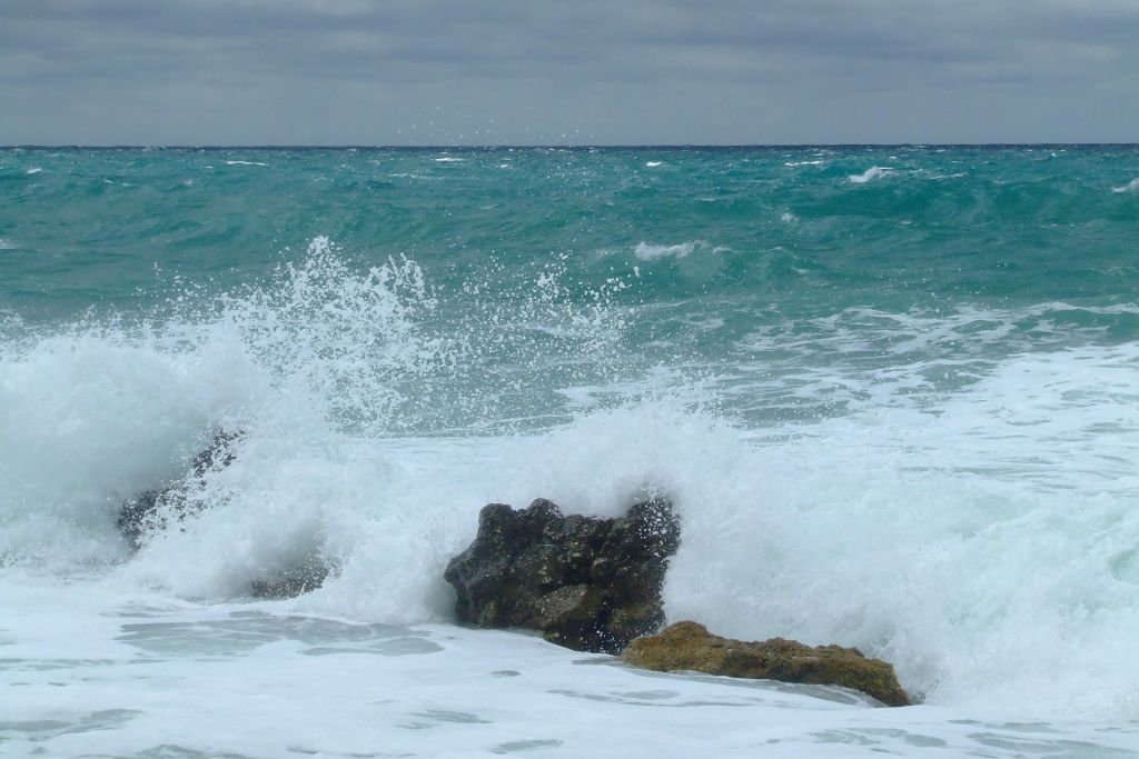 Прекрасное штормовое море