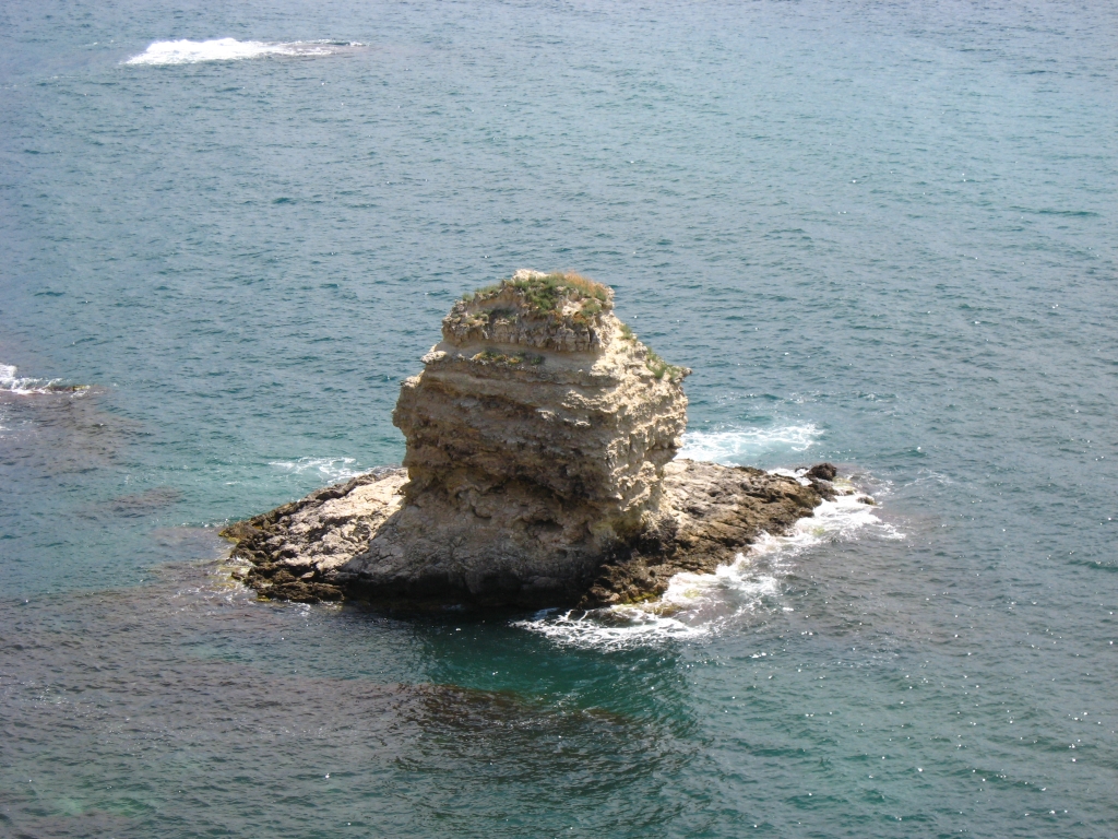 Камень плывёт