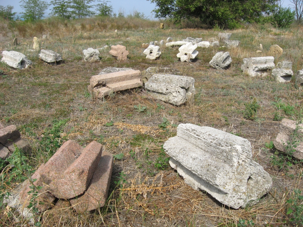 Каменные жернова