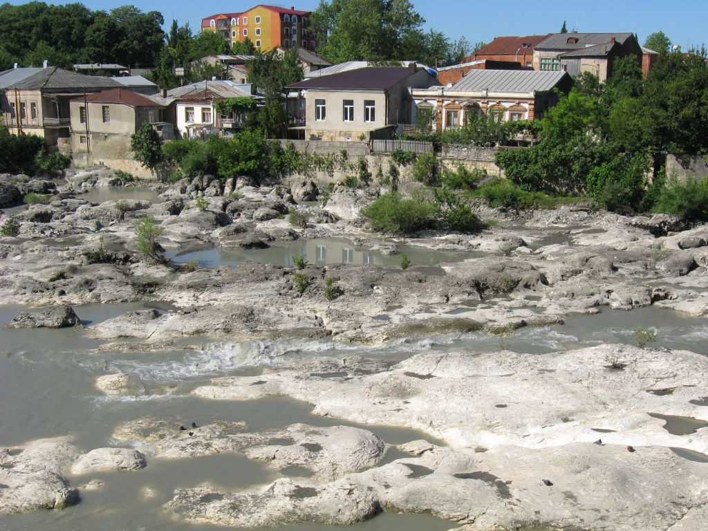 Река впадает в Черное море