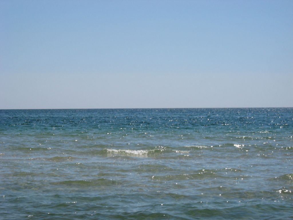 Глядя на море