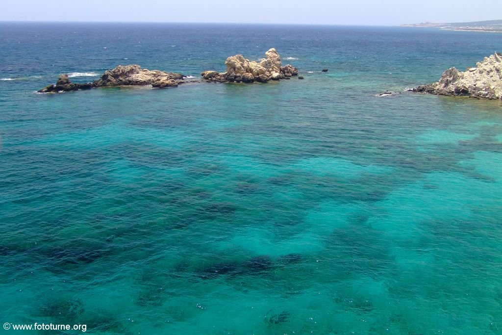 Цвет Средиземного моря